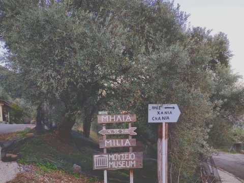 milia-stone-houses-chania-crete-greece (10)