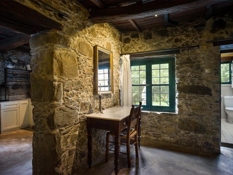 stone-suite-houses-milia-chania-crete-greece (3)