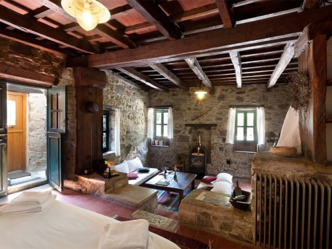 stone-suite-houses-milia-chania-crete-greece (2)