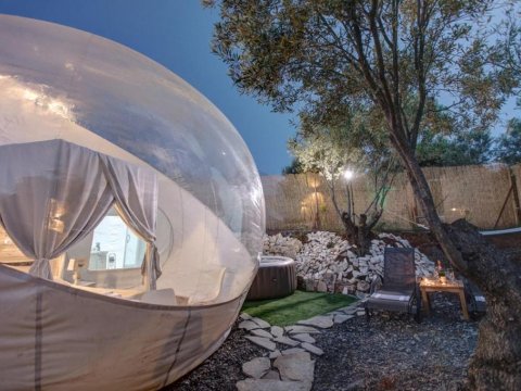 bubble-glambing-tents-nea-moudania-chalkidiki-greece (9)