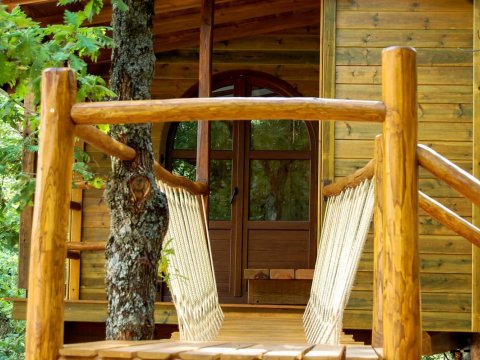 treehouse-dentrospito-agramada-chalkidiki-greece (2)