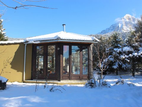 igloo-houses-spitia-tzoumerak-pindus-greece (38)