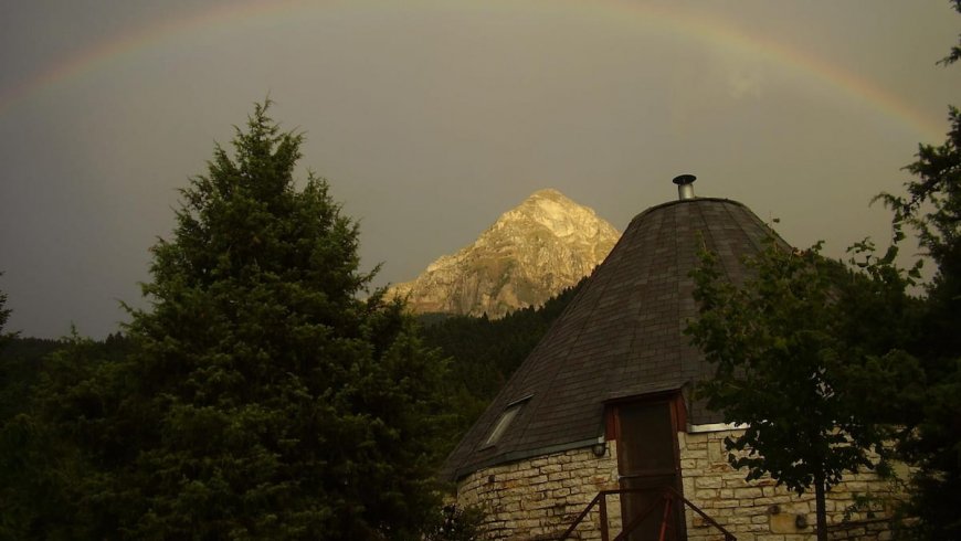 Igloo House Tzoumerka Pindus