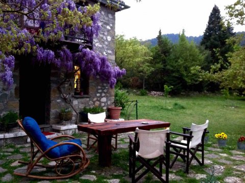 stone-cottage-house-spiti-tzoumerka-pindus-greece (24)