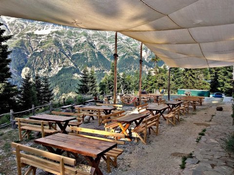 melisourgi-shelter-refuge-katafygio-tzoumerak-pindus-epirus-greece (25)