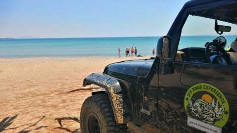 Offroad experience from the mountain to the sea Attica
