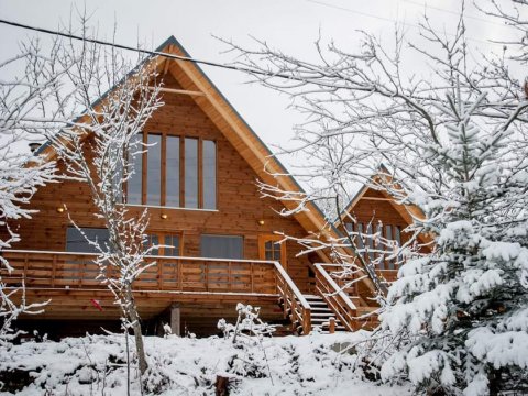 wooden-chalet-kedra-pugakia-village-fthiotida-greece (3)