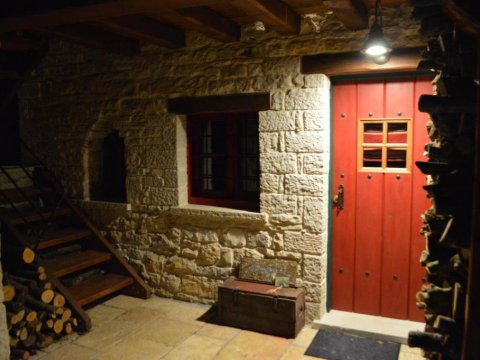 guset-houses-zagori-kato-pedina-epirus-greece-traditional-jenonas (10)