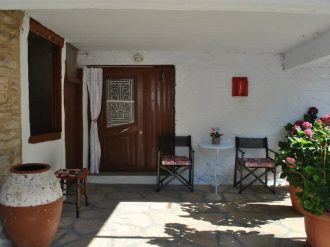 guest-house-traditional-kastanitsa-arcadia-spiti-greece (6)