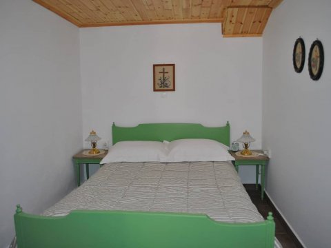 guest-house-traditional-kastanitsa-arcadia-spiti-greece (4)