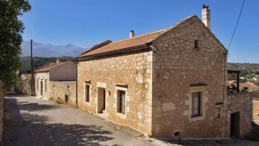 Stone House for 4 people Vamos Chania in Farm