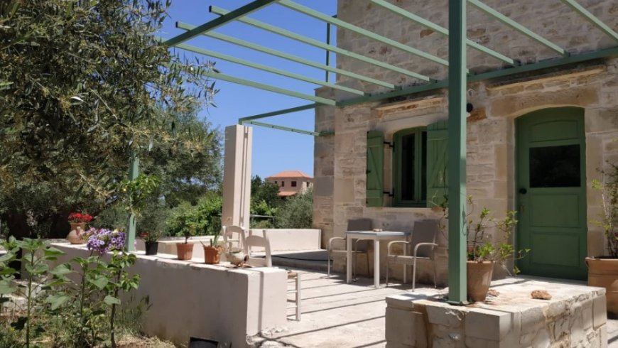 Stone Guesthouse Vamos Chania