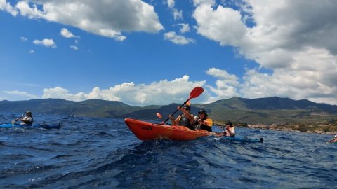 sea-kayak-mani-camping-greece (8)