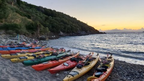 sea-kayak-mani-camping-greece (7)