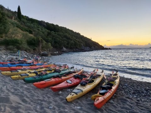 sea-kayak-mani-camping-greece (7)