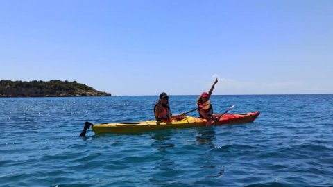 sea-kayak-mani-camping-greece (5)