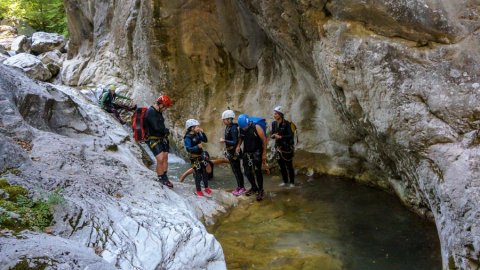 φαραγγι-γκουρα-canyoning (4)