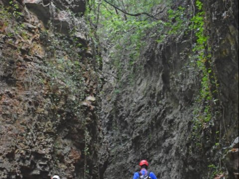 canyoning-faragi-petalis-greece-evia-gorge (9)