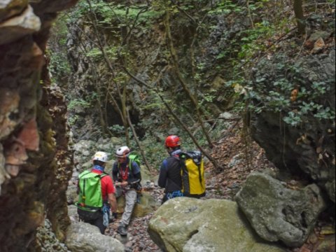 canyoning-faragi-petalis-greece-evia-gorge (8)