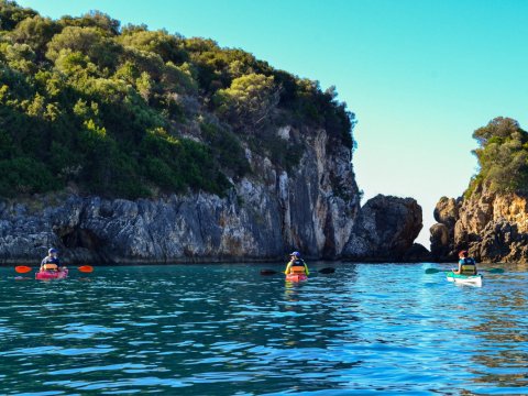 sea-kayak-parga-karavostasi-sarakiniko-prapa-mali-greece (9)