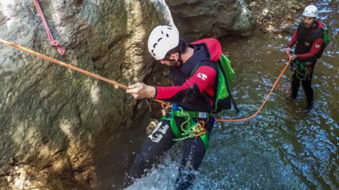 canyoning-mega-rema-lamia-greece (7)