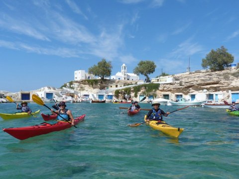sea-kayak-trip-milos-island-greece (7)