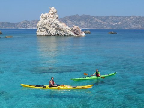 sea-kayak-trip-milos-island-greece (6)