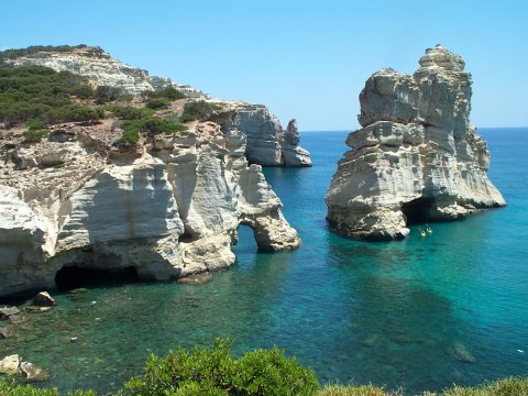 sea-kayak-trip-milos-island-greece (1)