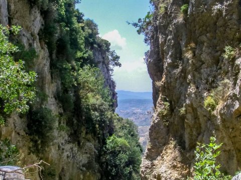 canyoning-evia-Euboea-xavos-gorge-greece-chavos(4)