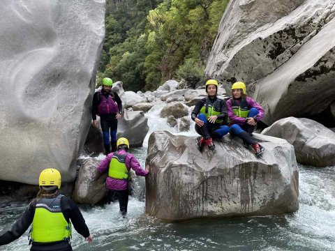 river-trekking-aoos-river-epirus-greece-ποταμι (11)