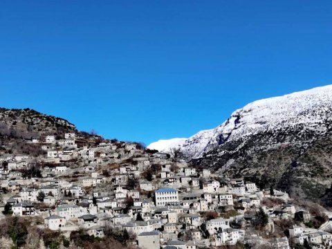 Απόδραση με πεζοπορία στα Τζουμέρκα