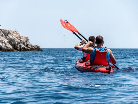 sea-kayak-tour-lefkada-blue-cave-greece (4)