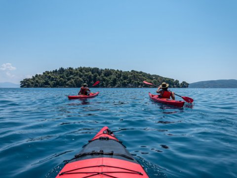 sea-kayak-lefkada-meganisis-tour-greece (11)
