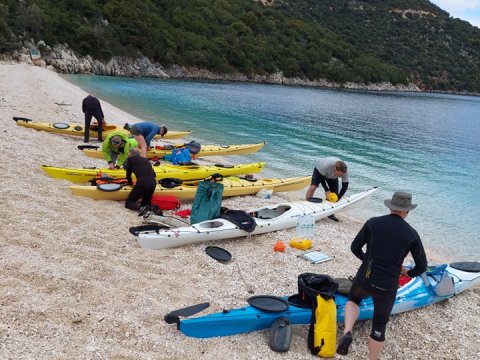 sea-kayak-trip-kefalonia-argostoli-greece (7)