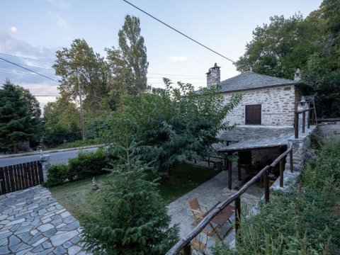 stone-house-pelion-vyzitsa-πετρινο-σπιτι-πηλιο-βυζιτσα-greece (5)