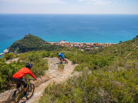 e-bike-tour-athens-attica-greece-ποδηλατα-αθηνα-ηλεκτρικα (1)