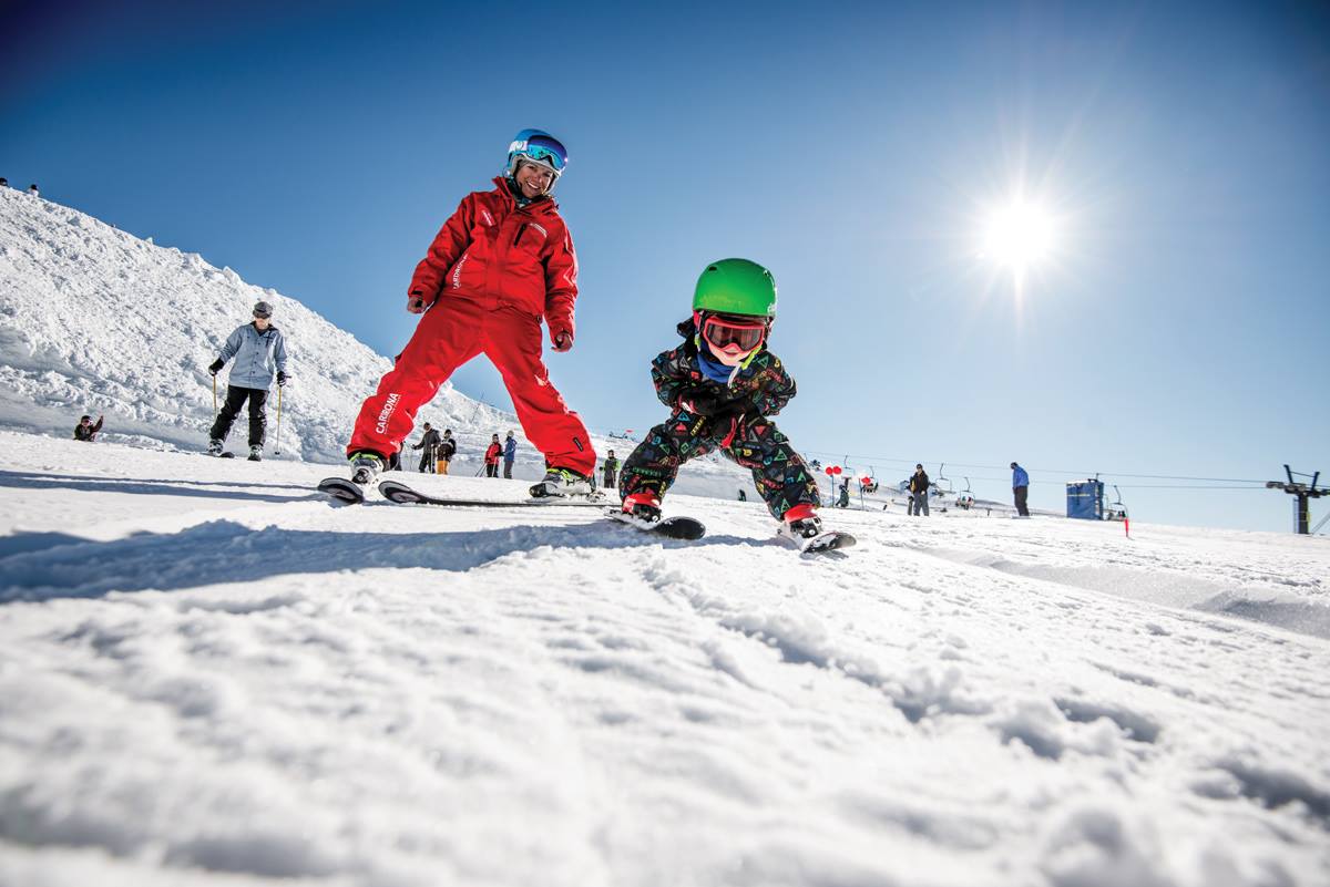 Ski & Snowboard Lessons Kalavryta Helmos