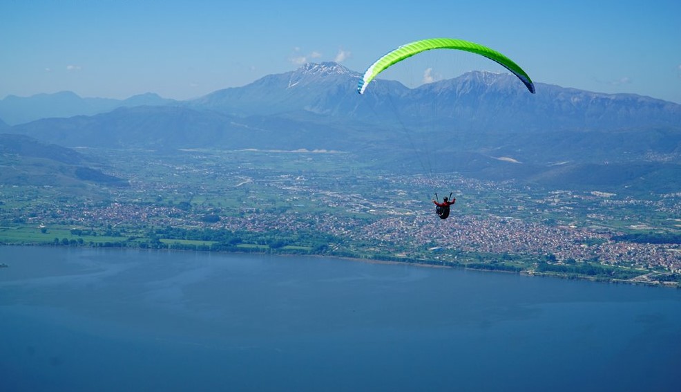 Paragliding Flight over Ioannina Lake